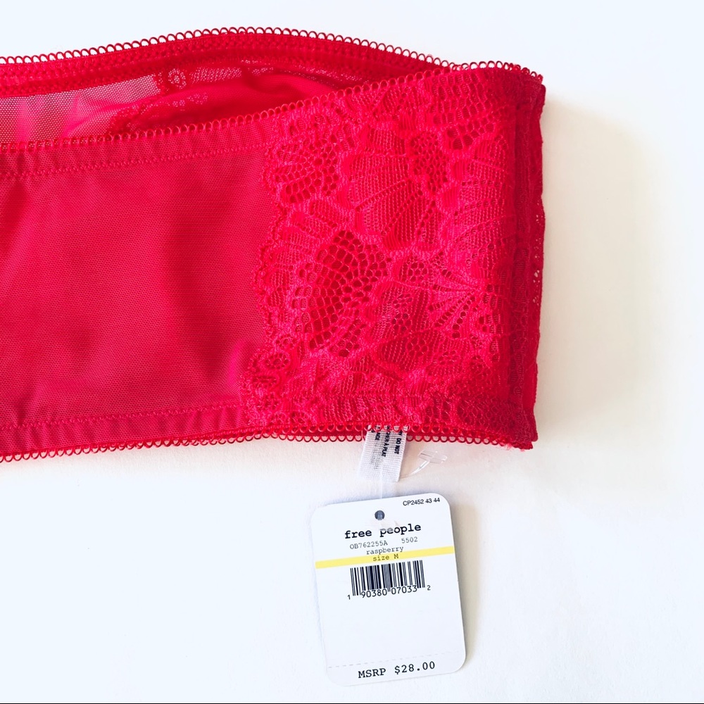 Free People Women’s Raspberry Lace Bralette Size Medium NWT - Picture 8 of 8